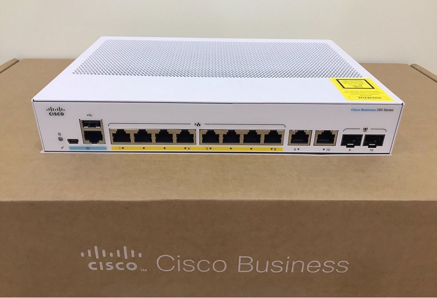 Thiết bị chuyển mạch thông minh Switch Cisco CBS250-8FP-E-2G-EU mặt trước