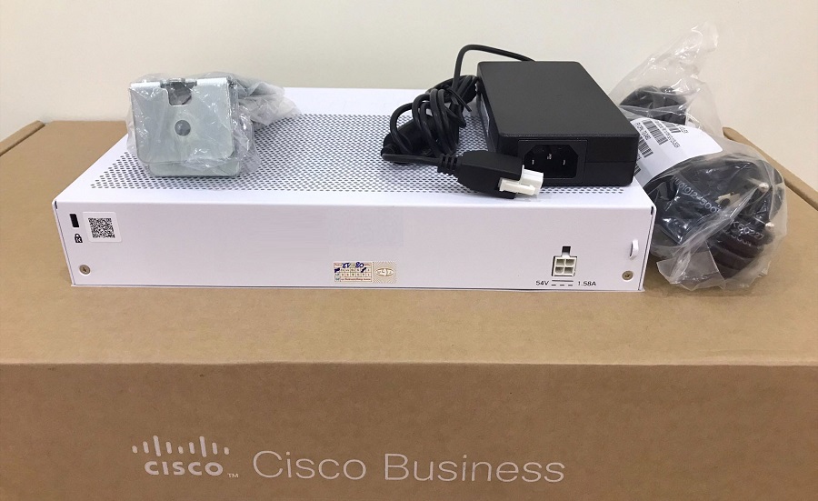 Mặt sau của thiết bị chuyển mạch Switch Cisco CBS250-8P-E-2G-EU