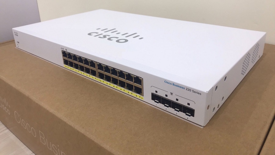 Thiết bị chia mạng Cisco CBS220 Smart 24-port GE, 195W PoE+, 4 Gigabit SFP - CBS220-24P-4G mặt nghiêng trước
